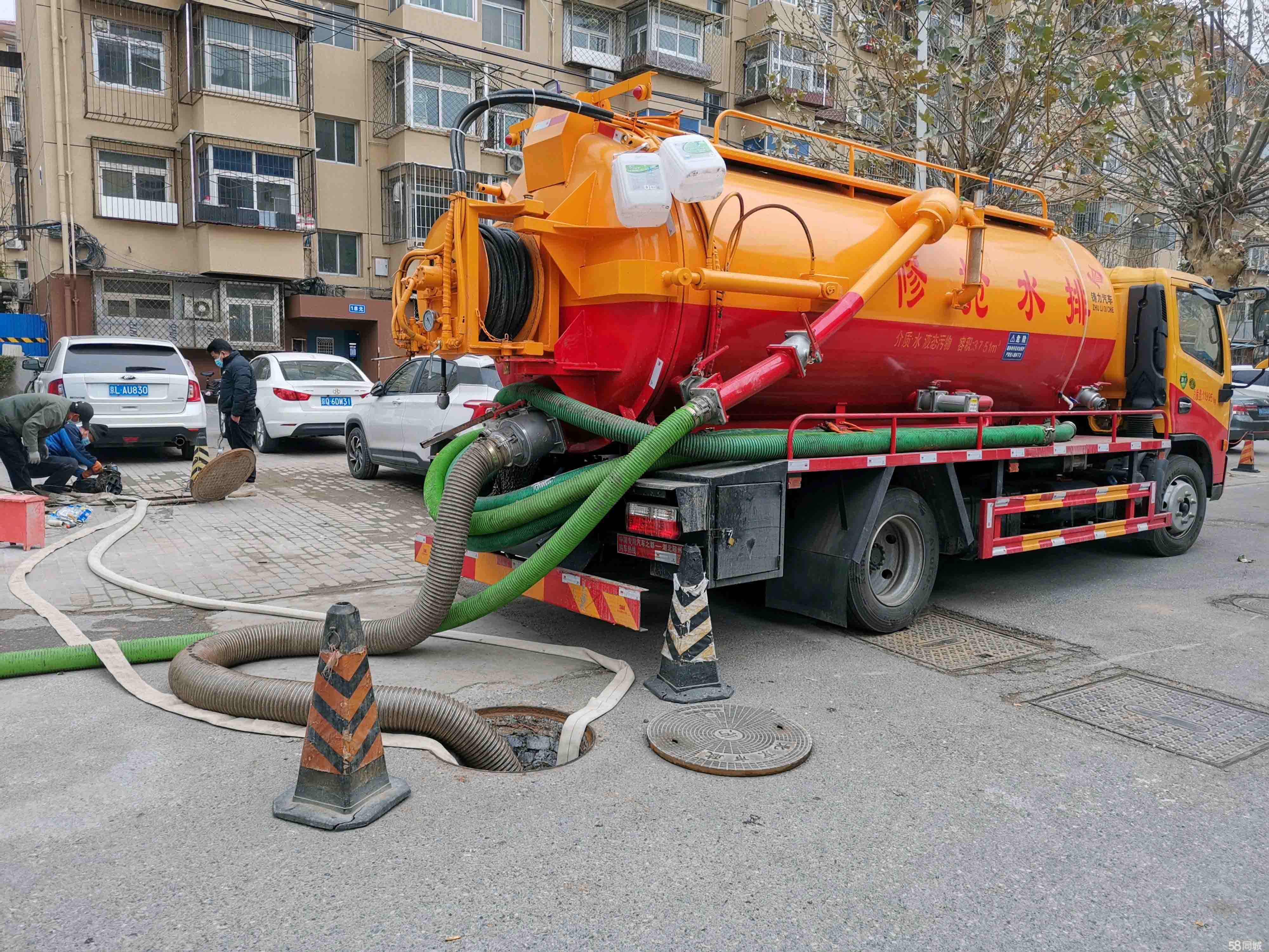 王下乡抽粪吸污